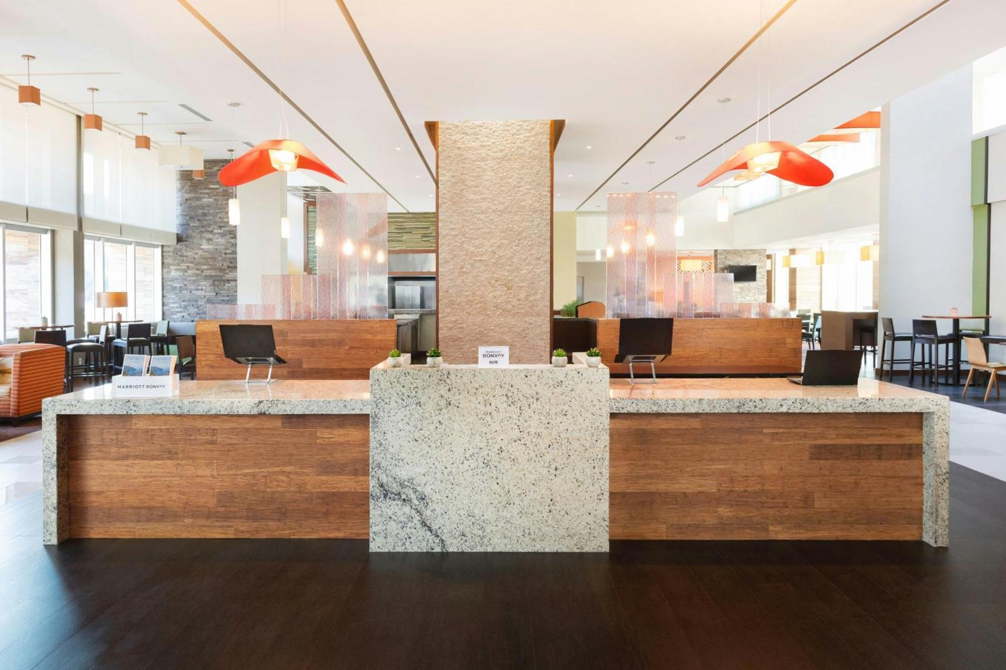 Courtyard By Marriott Baja California Sur 4* La Paz